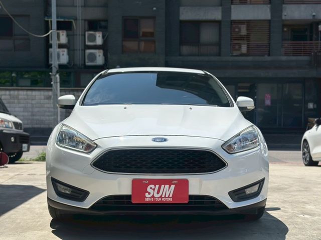 歡迎視訊賞車。原鈑件，認證車。EcoBoost 180汽油時尚型，四安、定速、換檔撥片、循跡防滑、斜坡起步輔助、感應頭燈  第2張相片