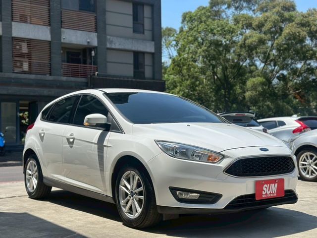 歡迎視訊賞車。原鈑件，認證車。EcoBoost 180汽油時尚型，四安、定速、換檔撥片、循跡防滑、斜坡起步輔助、感應頭燈  第3張相片