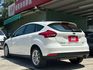 歡迎視訊賞車。原鈑件，認證車。EcoBoost 180汽油時尚型，四安、定速、換檔撥片、循跡防滑、斜坡起步輔助、感應頭燈  第6張縮圖