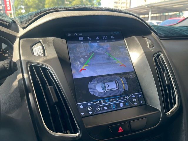 歡迎視訊賞車。原鈑件，認證車。EcoBoost 180汽油時尚型，四安、定速、換檔撥片、循跡防滑、斜坡起步輔助、感應頭燈  第12張相片