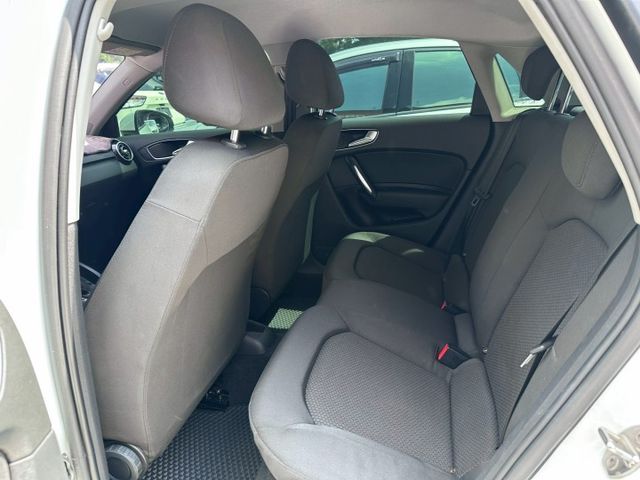 歡迎視訊賞車。六具安全氣囊、循跡防滑、斜坡起步輔助、胎壓偵測。認證車。有改排氣管。  第9張相片