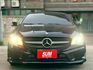 歡迎視訊賞車。CLA250 4MATIC。原鈑件，認證車。僅跑12萬，內裝超漂亮！全景天窗、倒車顯影、電動椅、雙區溫控  第2張縮圖