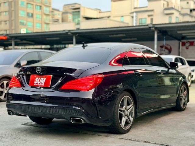 歡迎視訊賞車。CLA250 4MATIC。原鈑件，認證車。僅跑12萬，內裝超漂亮！全景天窗、倒車顯影、電動椅、雙區溫控  第4張相片