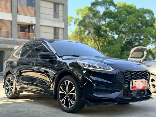 歡迎視訊賞車。AWD ST-Line，ACC、全景天窗、電動椅、電尾門、盲點、抬顯、IKEY、LED頭燈、倒車顯影。  第3張相片