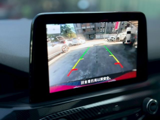 歡迎視訊賞車。AWD ST-Line，ACC、全景天窗、電動椅、電尾門、盲點、抬顯、IKEY、LED頭燈、倒車顯影。  第14張相片