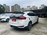 新車入庫，歡迎視訊賞車。AR好行版，免鑰啟動、天窗、電動尾門、六具安全氣囊、環景影像、循跡防滑、斜坡起步輔助、胎壓偵測  第4張縮圖