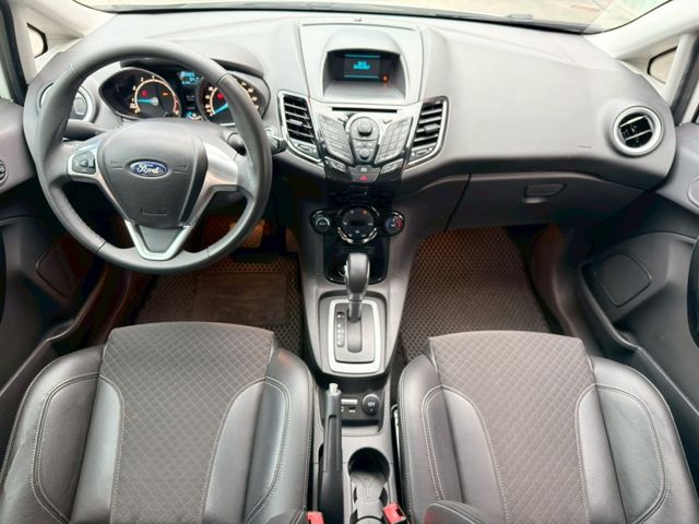 歡迎視訊賞車。1.0渦輪增壓、省稅金、馬力足。六安、IKEY、循跡防滑、斜坡起步輔助、恆溫空調、感應式頭燈、胎壓偵測  第2張相片