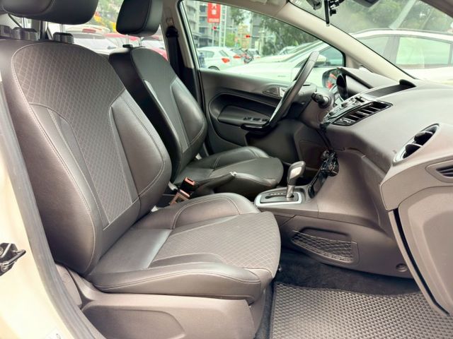 歡迎視訊賞車。1.0渦輪增壓、省稅金、馬力足。六安、IKEY、循跡防滑、斜坡起步輔助、恆溫空調、感應式頭燈、胎壓偵測  第4張相片