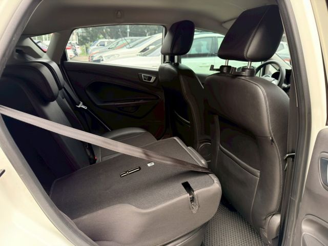 歡迎視訊賞車。1.0渦輪增壓、省稅金、馬力足。六安、IKEY、循跡防滑、斜坡起步輔助、恆溫空調、感應式頭燈、胎壓偵測  第8張相片