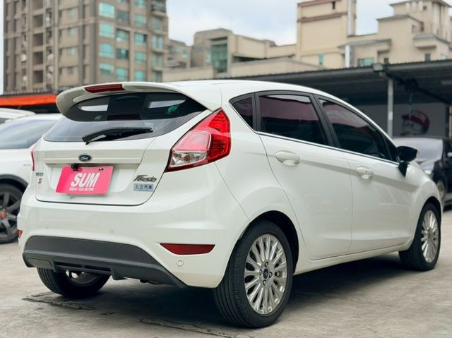 歡迎視訊賞車。1.0渦輪增壓、省稅金、馬力足。六安、IKEY、循跡防滑、斜坡起步輔助、恆溫空調、感應式頭燈、胎壓偵測  第9張相片