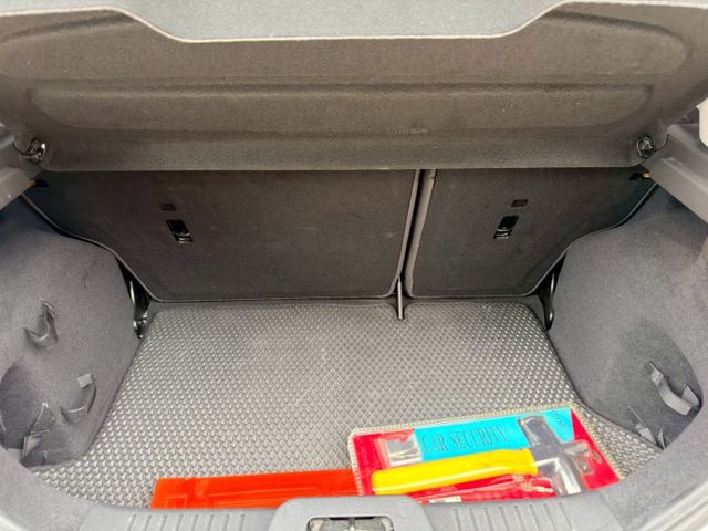 歡迎視訊賞車。1.0渦輪增壓、省稅金、馬力足。六安、IKEY、循跡防滑、斜坡起步輔助、恆溫空調、感應式頭燈、胎壓偵測  第10張相片