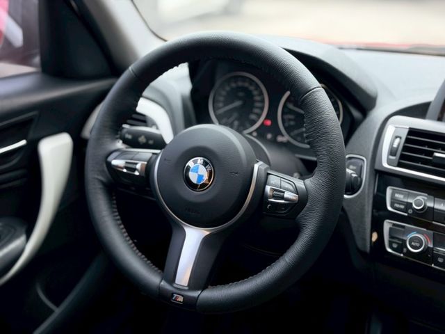 歡迎視訊賞車。原鈑件，認證車。小改款，電動椅、雙區溫控、免鑰啟動、倒車顯影、雨滴感應雨刷、循跡防滑、斜坡起步輔助，漂亮  第11張相片