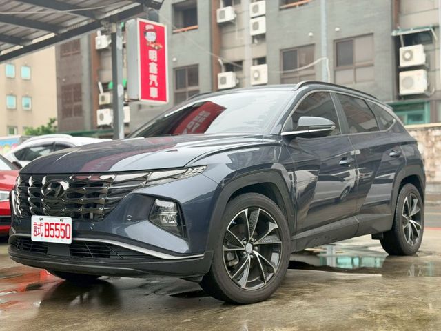 21/12月出廠一手車庫車，原廠保養，原鈑件，認證車。A版，免鑰啟動、ACC、AEB、LED頭燈、盲點。內外漂亮，車況優  第1張相片