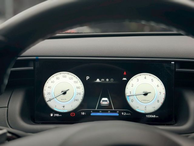 21/12月出廠一手車庫車，原廠保養，原鈑件，認證車。A版，免鑰啟動、ACC、AEB、LED頭燈、盲點。內外漂亮，車況優  第7張相片