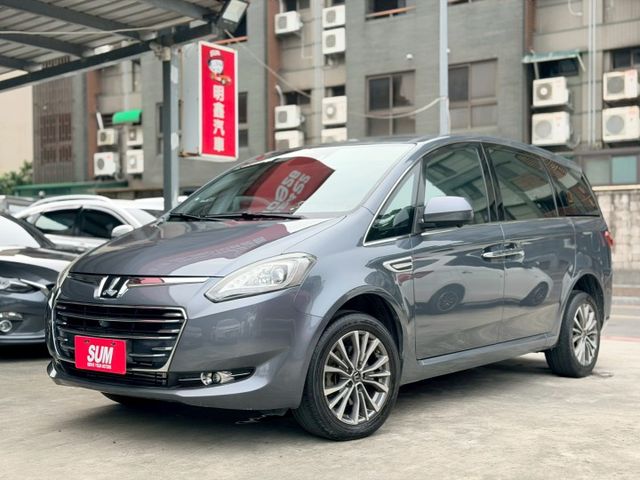 歡迎視訊賞車。智能影音八人座，四安、電動側滑門、環景影像、IKEY、循跡防滑、斜坡起步輔助、後座獨立空調、感應頭燈。原鈑  第1張相片