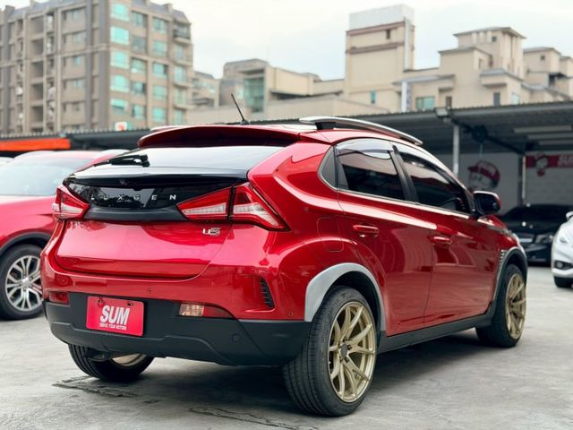 歡迎視訊賞車。原鈑件，認證車。大屏幕版，雙安、恆溫、定速、胎壓偵測、Side View。僅跑十萬，里程保證。買菜代步好用  第4張相片