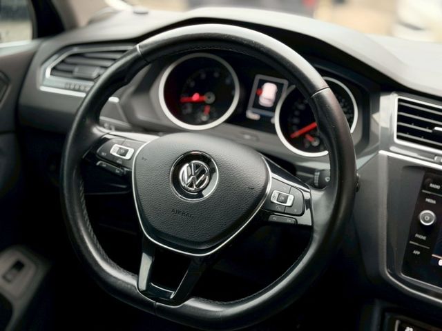 歡迎視訊賞車。1.4渦輪高規CL版，LED頭燈、ACC、AEB、自動停車、電尾門、環景影像、電動椅。原鈑件，認證車。  第13張相片