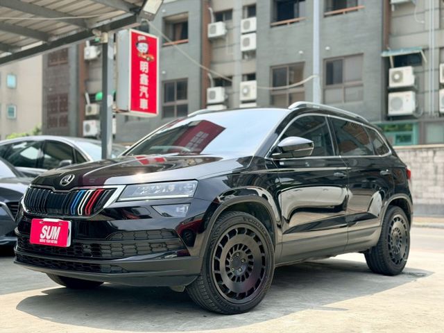 歡迎視訊賞車。尊榮版，ACC、AEB、免鑰啟動、前駐車雷達、LED頭燈、電動尾門、盲點、電動椅、分區溫控。原鈑件，認證車  第1張相片