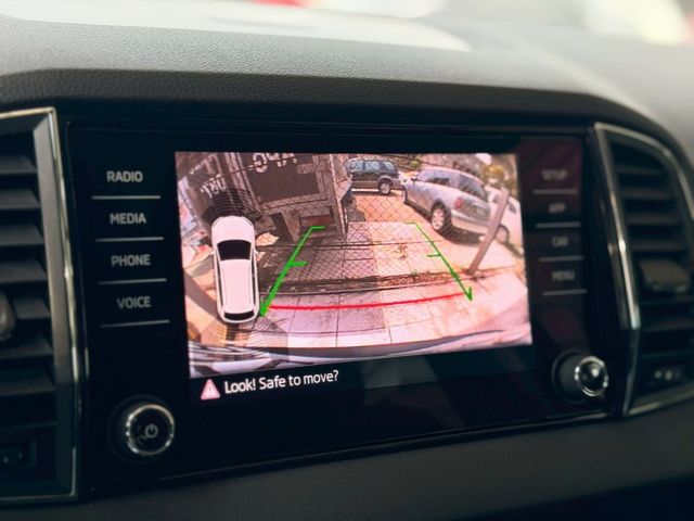 歡迎視訊賞車。尊榮版，ACC、AEB、免鑰啟動、前駐車雷達、LED頭燈、電動尾門、盲點、電動椅、分區溫控。原鈑件，認證車  第13張相片