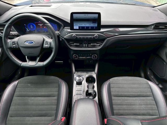 歡迎視訊賞車。AWD ST-Line，ACC、全景天窗、電動椅、電尾門、盲點、抬顯、IKEY、LED頭燈、倒車顯影。原鈑  第7張相片