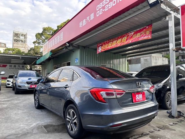 認證漂亮車。ECO小改款，3D安全經典型。六顆安全氣囊。最大馬力達170匹。天窗、定速、恆溫  第4張相片