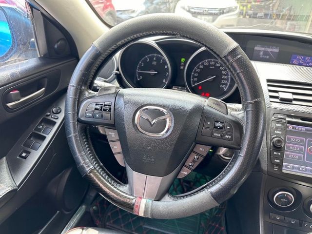 歡迎視訊賞車。頂級，IKEY、定速、天窗、恆溫、方向盤換檔撥片、HID頭燈、倒車顯影。內、外漂亮，認證車。實車實價。`  第13張相片