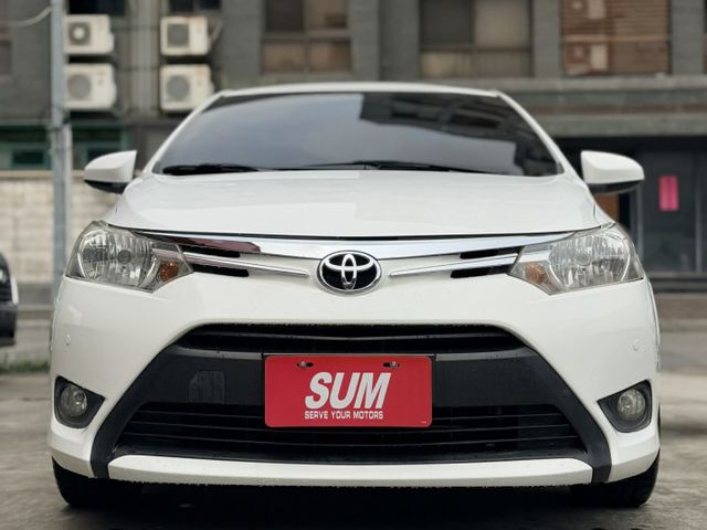 歡迎視訊賞車。經典型，雙安、安卓機螢幕、倒車顯影、前雷達、鋁圈、前霧燈。原鈑件，認證車，車況優！跑11萬，里程保證！  第3張相片