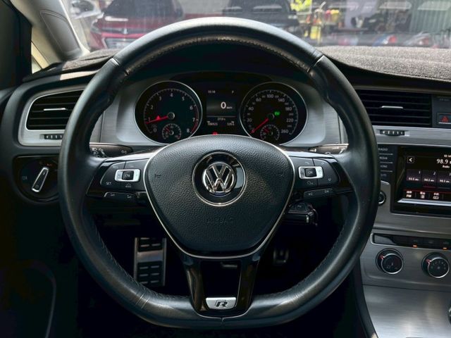 歡迎視訊賞車。七安、定速、胎壓偵測、循跡、倒車顯影、方向盤快控鍵。內裝、外觀漂亮，車況優！認證車！僅跑10萬，里程保證！  第14張相片