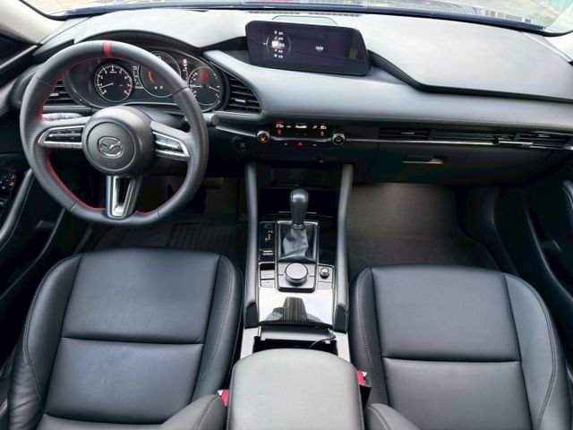 歡迎視訊賞車。旗艦版，ACC、AEB、盲點、車道偏離警示、環景影像、改AutoExe方向盤。內、外超漂亮！僅跑5.5萬！  第2張相片