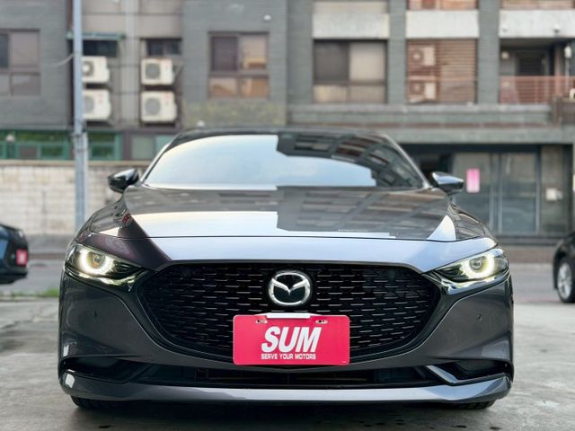 歡迎視訊賞車。旗艦版，ACC、AEB、盲點、車道偏離警示、環景影像、改AutoExe方向盤。內、外超漂亮！僅跑5.5萬！  第3張相片