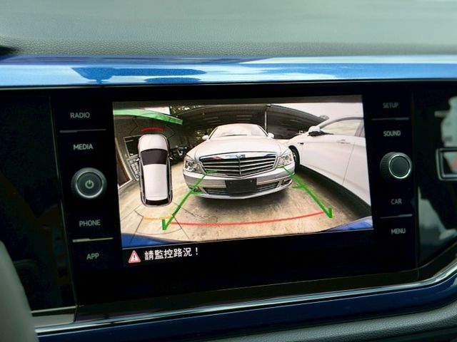歡迎視訊賞車。頂規，TSI Highline，數位儀表、ACC跟車、AEB、換檔撥片、盲點、前駐車雷達、雙區恆溫空調。  第13張相片