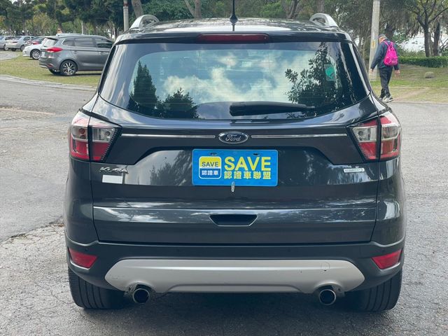 FORD KUGA  第2張相片