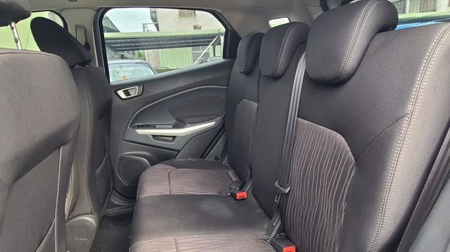 FORD ECOSPORT  第5張相片