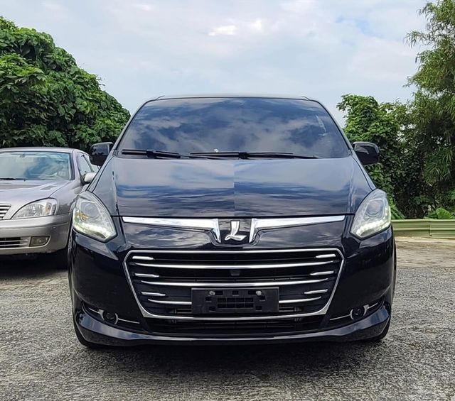 LUXGEN M7  第1張相片
