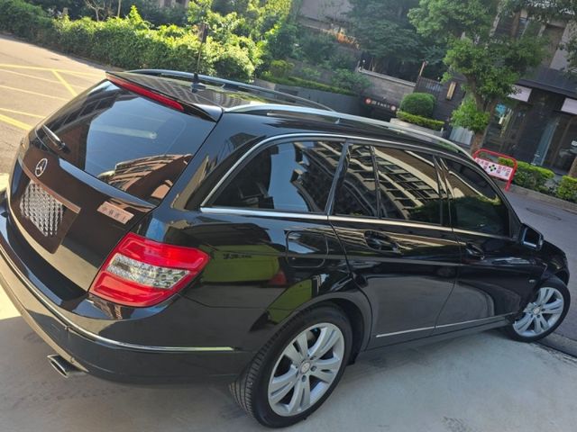 Mercedes-Benz/賓士   C-CLASS  C300 2010 BENZ C300 旅行車 只跑五萬多  第9張相片
