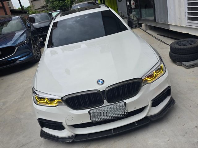 BMW/ 寶馬  5 SERIES  530XI Touring  第2張相片