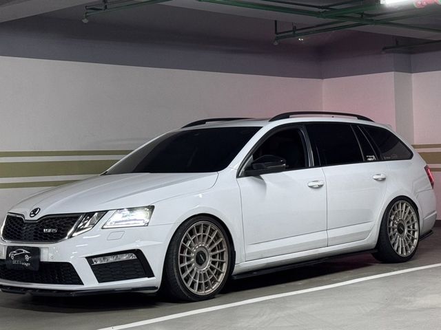 Skoda  Octaiva  第1張相片