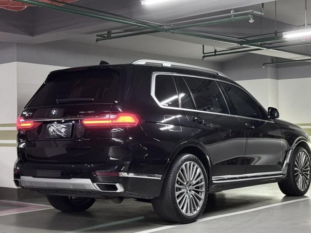 BMW/ 寶馬  7 SERIES  740i  第2張相片