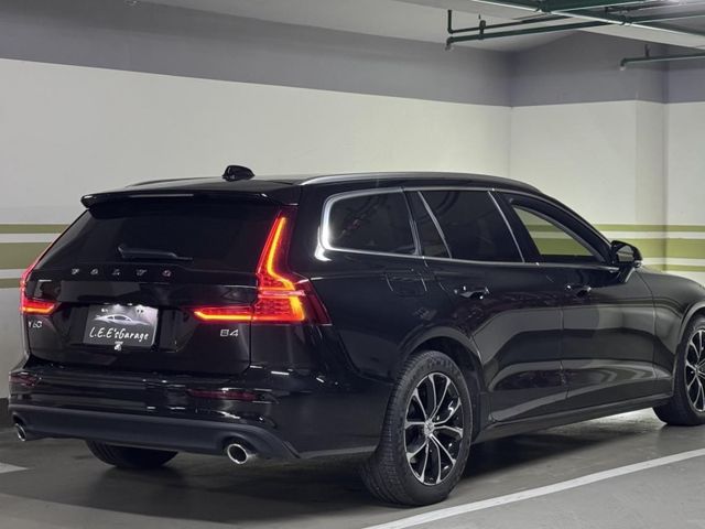 Volvo  V60 2020 V60 B4 旅  第2張相片