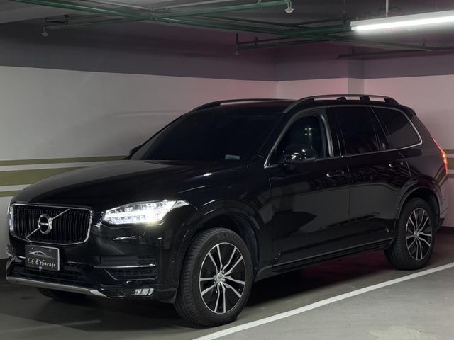 Volvo  XC90  第1張相片