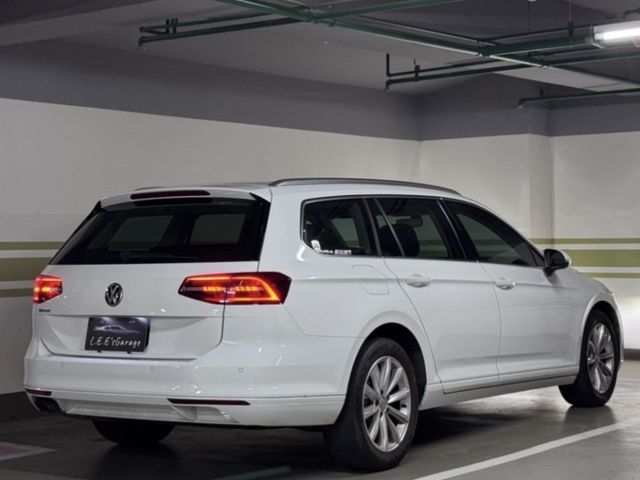 Volkswagen 福斯  Passat  第2張相片
