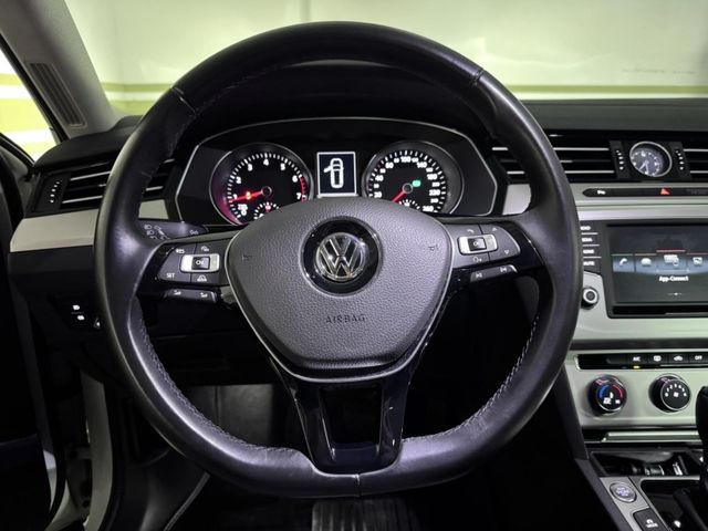 Volkswagen 福斯  Passat  第4張相片
