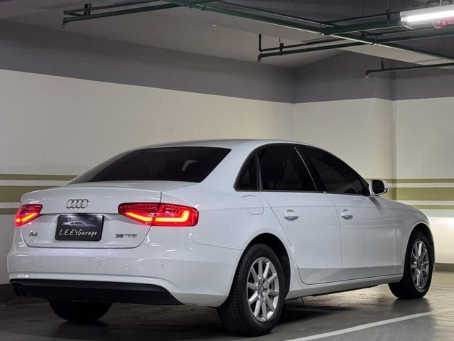 Audi  A4  第3張相片