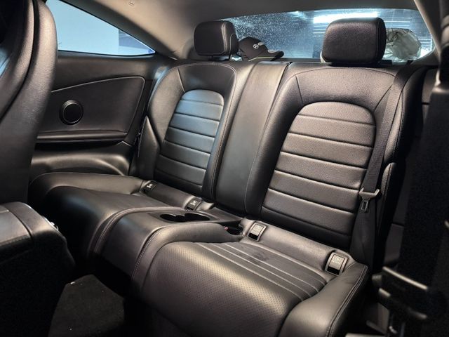 Mercedes-Benz/賓士   C-CLASS  C300  第5張相片