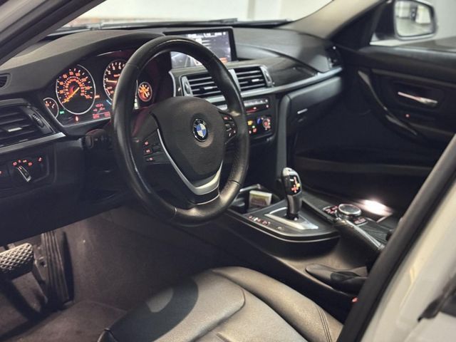 BMW/ 寶馬  3 SERIES  328i  第2張相片