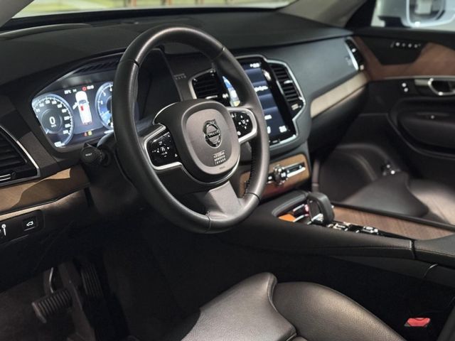 Volvo  XC90  第3張相片