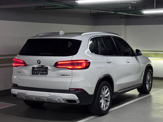 BMW/ 寶馬  X5 SERIES  X5 xDrive25d  第2張相片