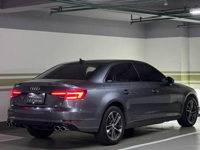 Audi  A4  第2張相片