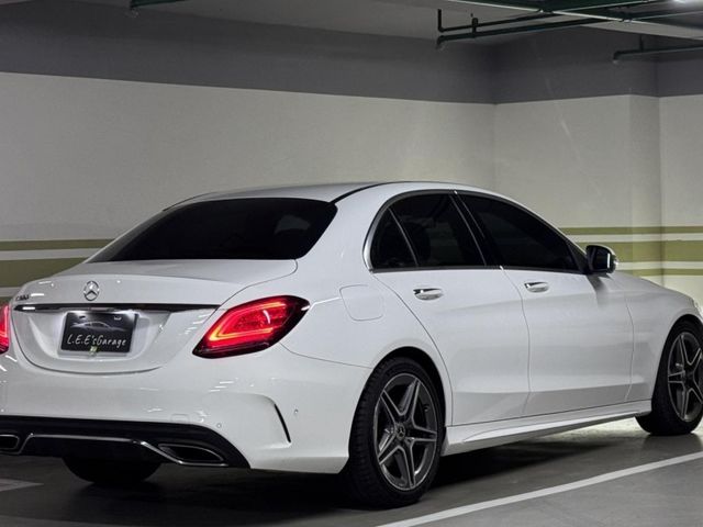 Mercedes-Benz/賓士   C-CLASS  C300  第2張相片