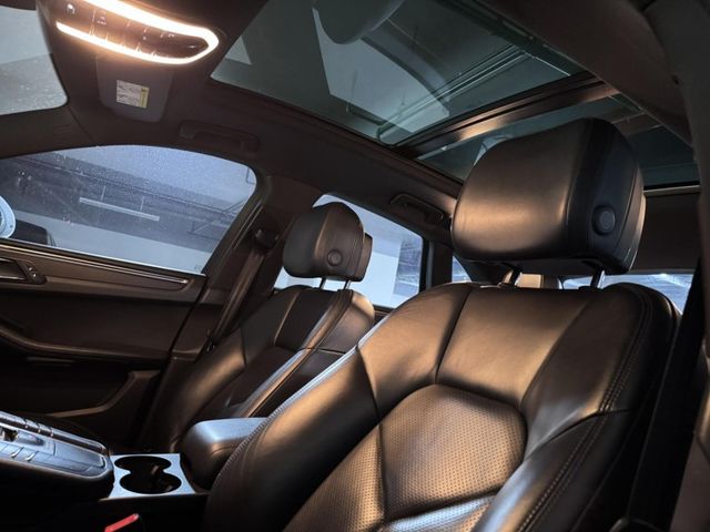 PORSCHE  Macan  第3張相片